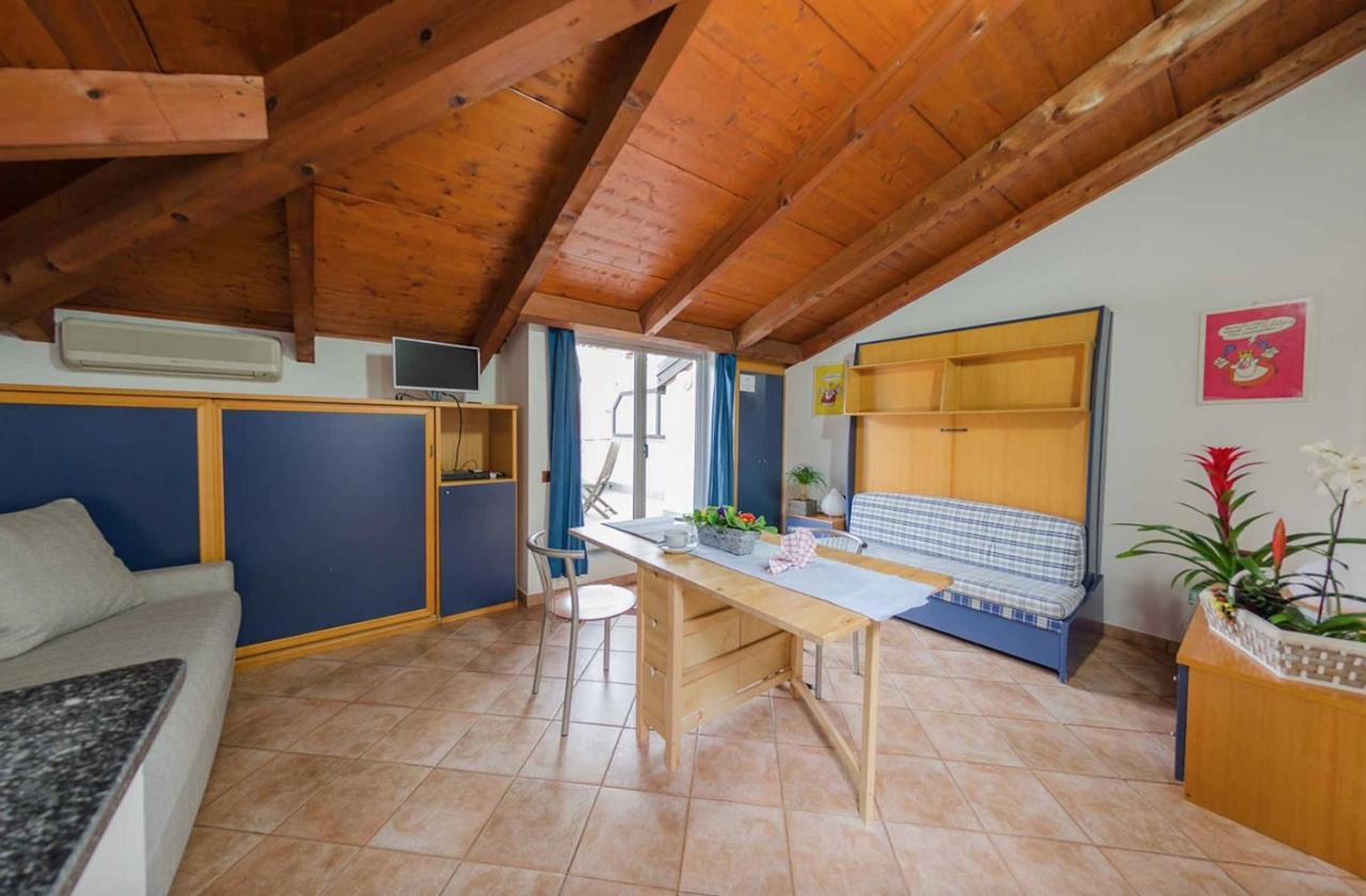 Residenza Adelaide Aparthotel Finale Ligure Luaran gambar