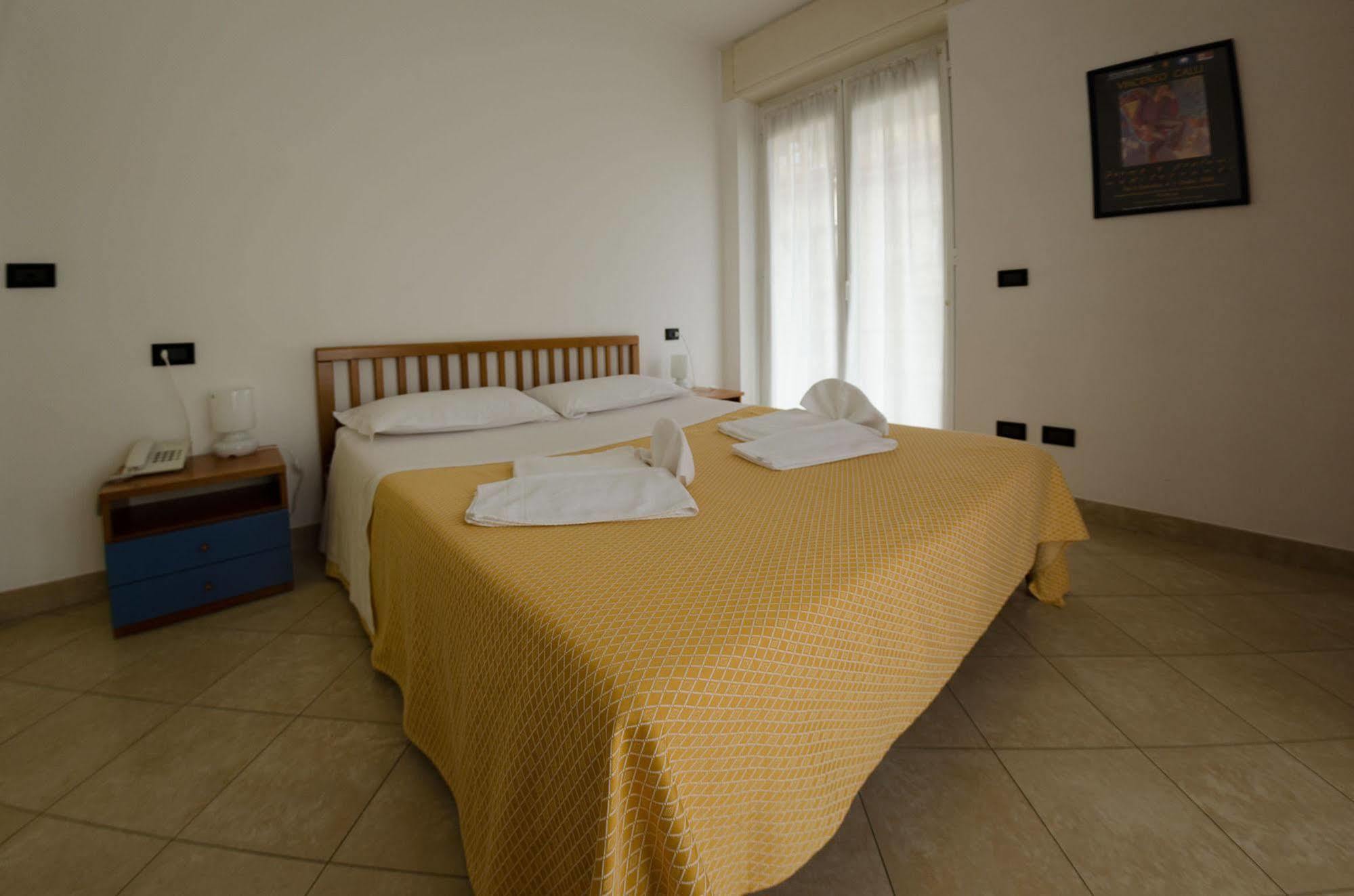 Residenza Adelaide Aparthotel Finale Ligure Luaran gambar